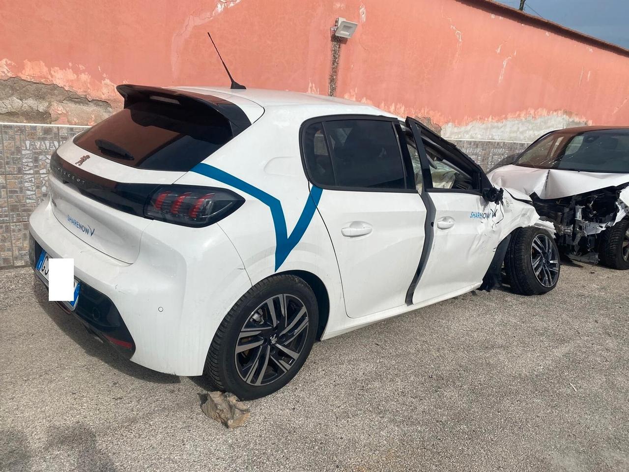 Peugeot 208 PureTech 100 Stop&Start EAT8 5 porte Allure