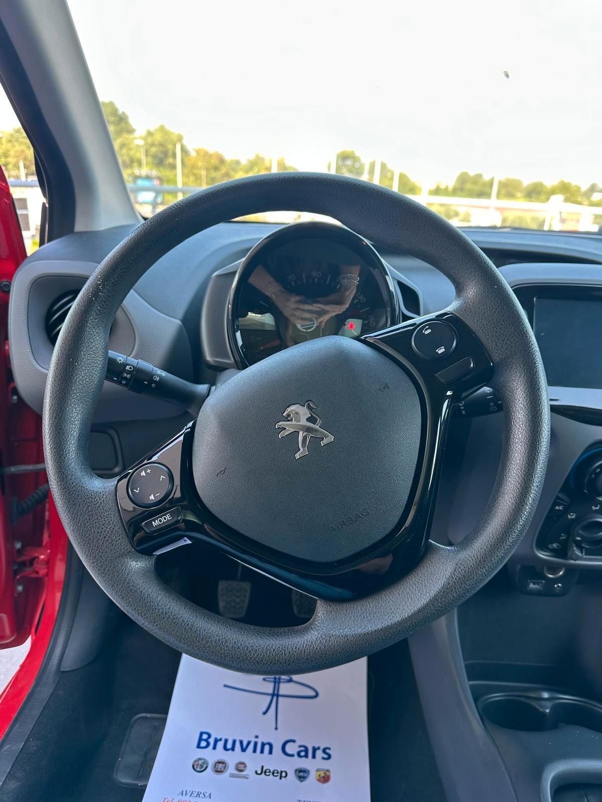 Peugeot 108 VTi 72 S&S 5 porte Allure