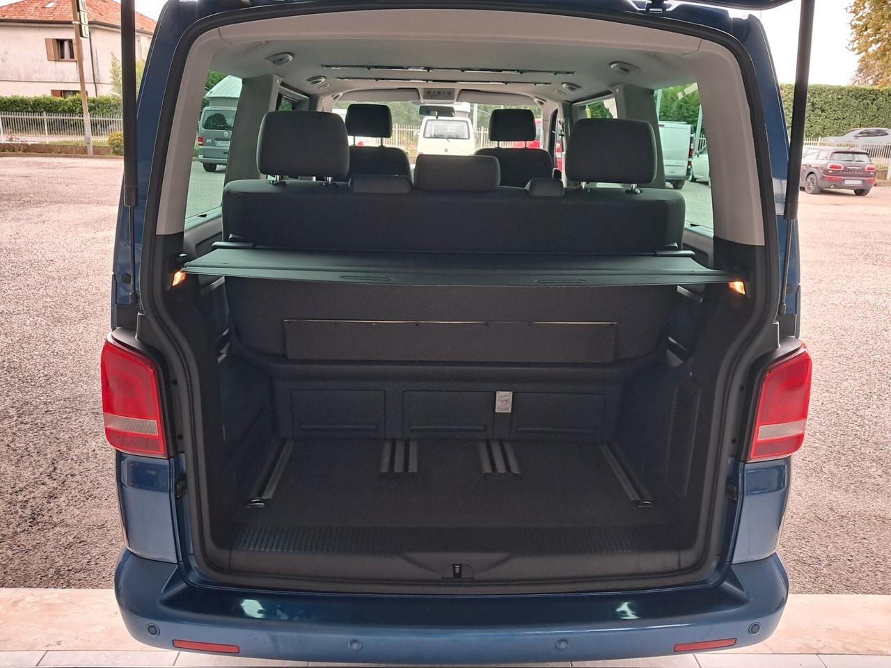 VOLKSWAGEN T5 MULTIVAN 2.0 TDI 140 CV TRENDLINE AUTOCARAVAN