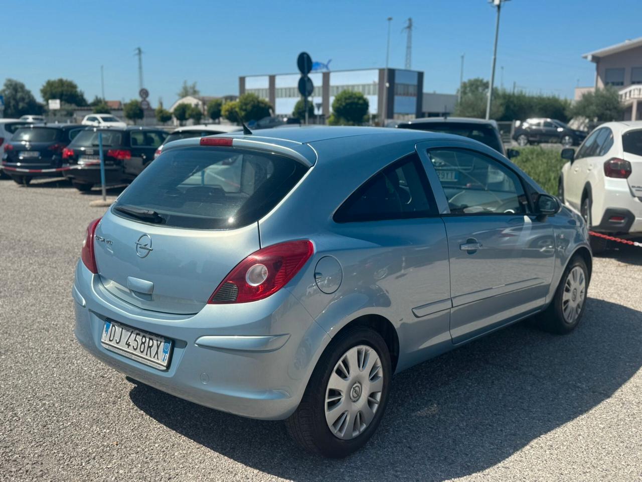 Opel Corsa 1.2 3 porte Sport