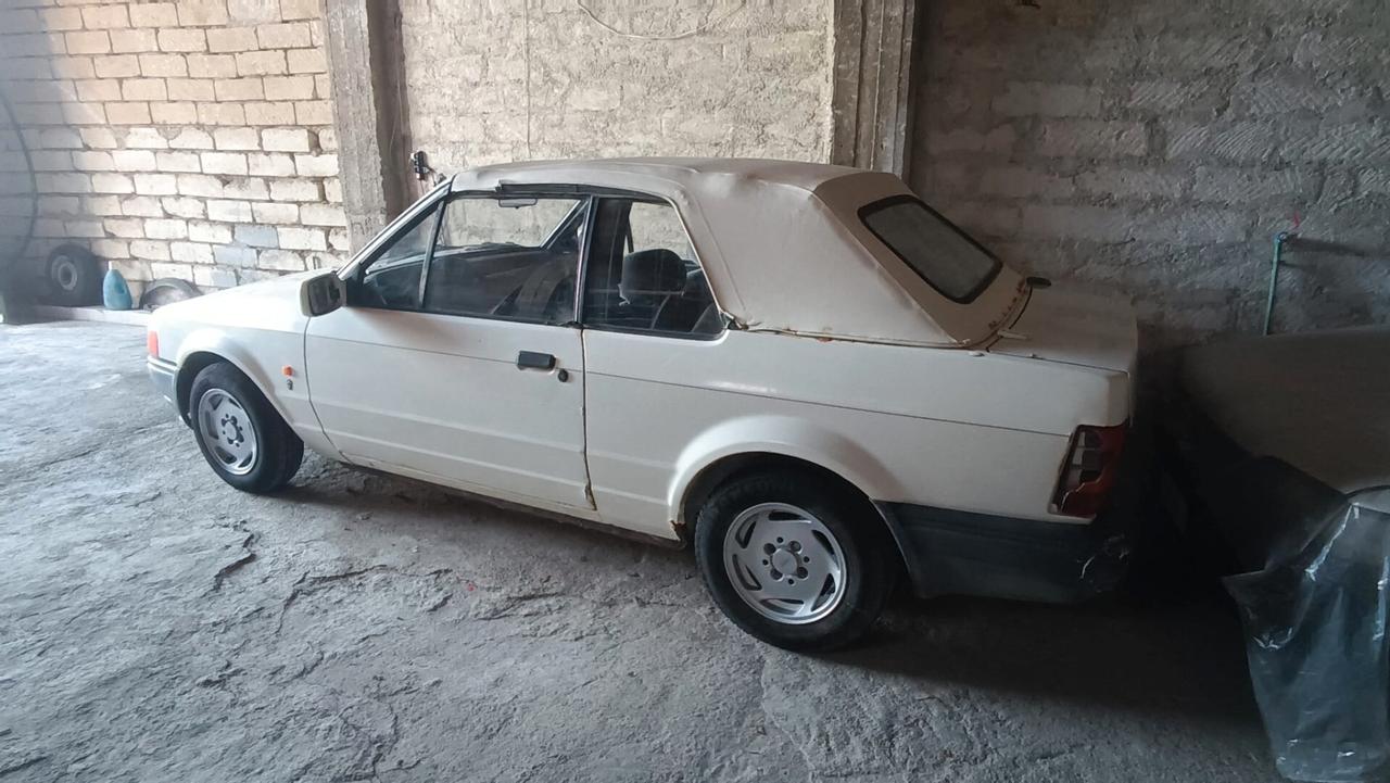 Ford Escort 1.4 Cabriolet Ghia