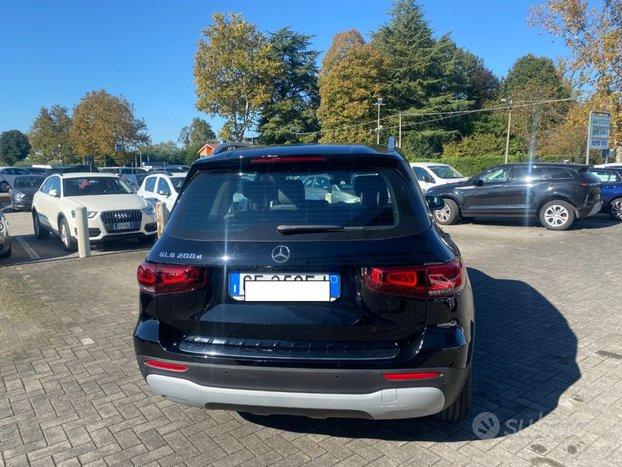 MERCEDES-BENZ GLB 200 d Automatic Business Extra