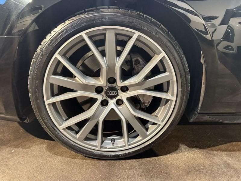 Audi A4 A4 Avant 45 TFSI quattro S tronic S line edition