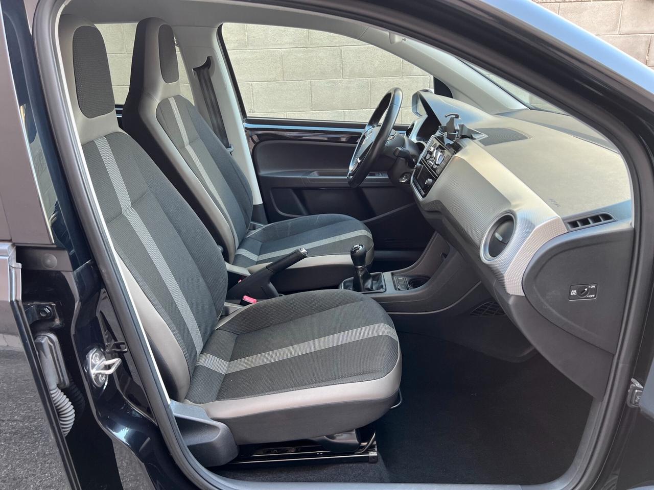 Volkswagen up! 5p 1.0 High 75cv RESTYLING PDC/TEL15; PERFETTA