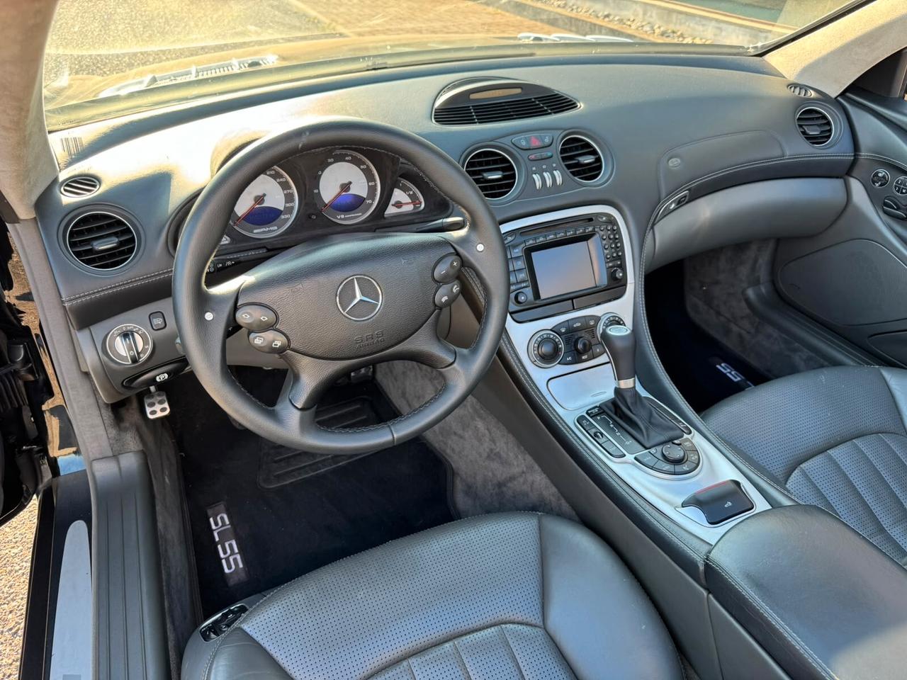 Mercedes SL 55 AMG targa oro