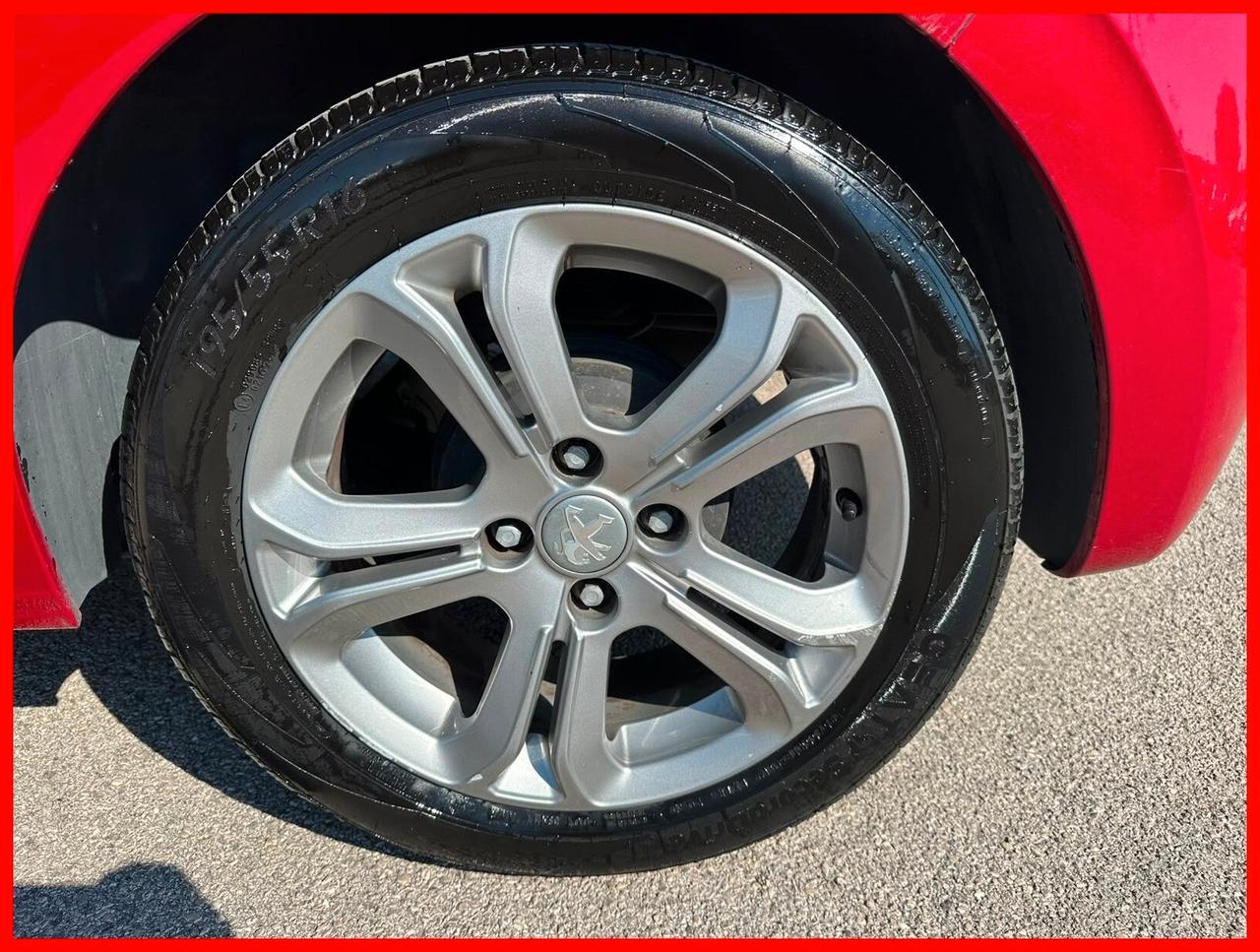 Peugeot 208 1.4 HDi 68 CV 5P. Allure CON 120MILA KM