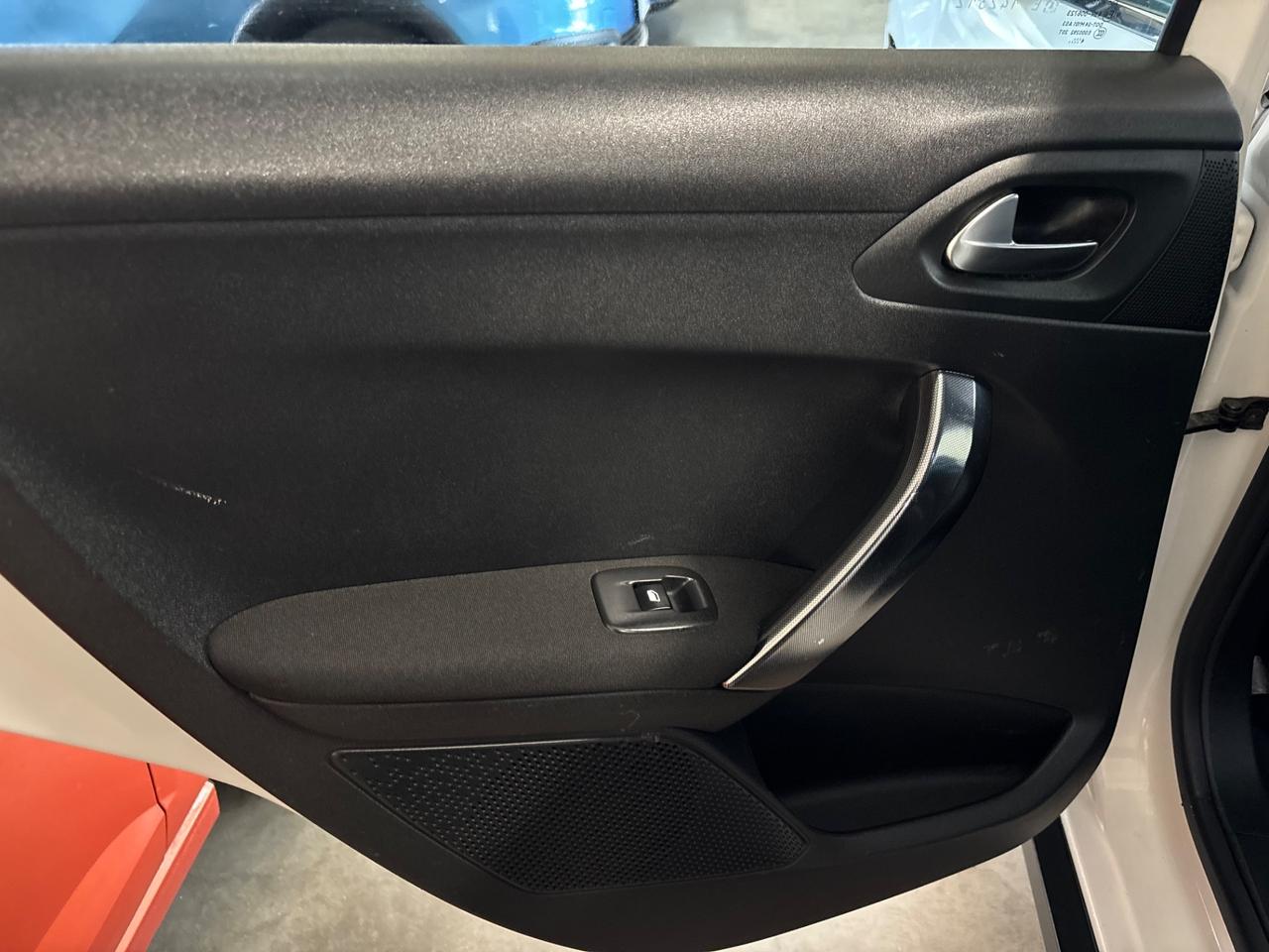 Peugeot 2008 1.6 HDi Urban Cross |OK NEOPATENTATI |