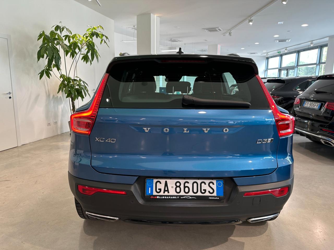 Volvo XC40 D3 Geartronic R-design IVA ESPOSTA