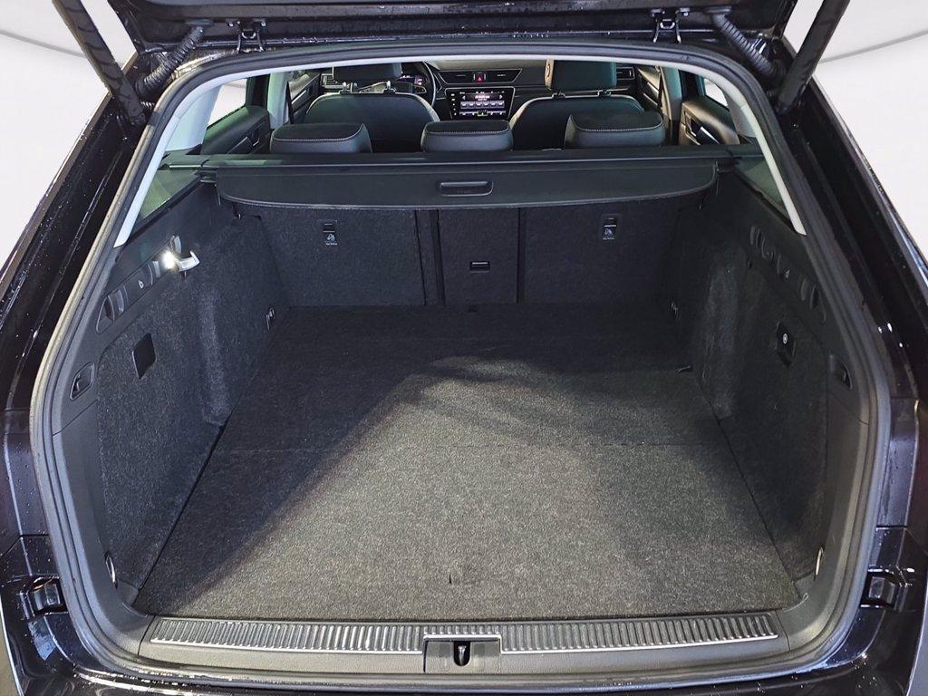 SKODA Superb wagon iv 1.4 tsi phev sportline dsg del 2021