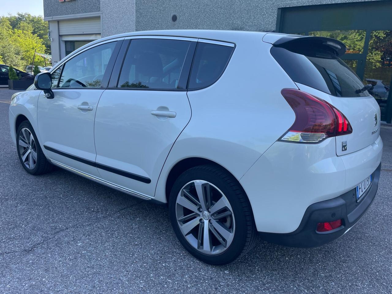 Peugeot 3008 HYbrid4*Tetto*Full optional*