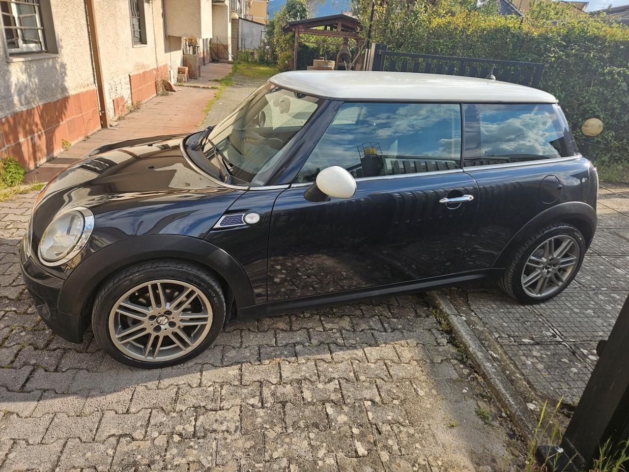 Mini Mini 1.6 16V Cooper D