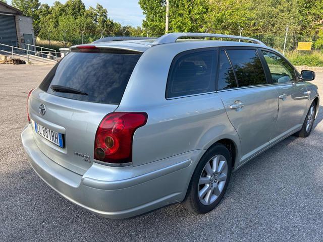 TOYOTA Avensis 2.0 D-4D 16V SW senza nessun lavoro da fare