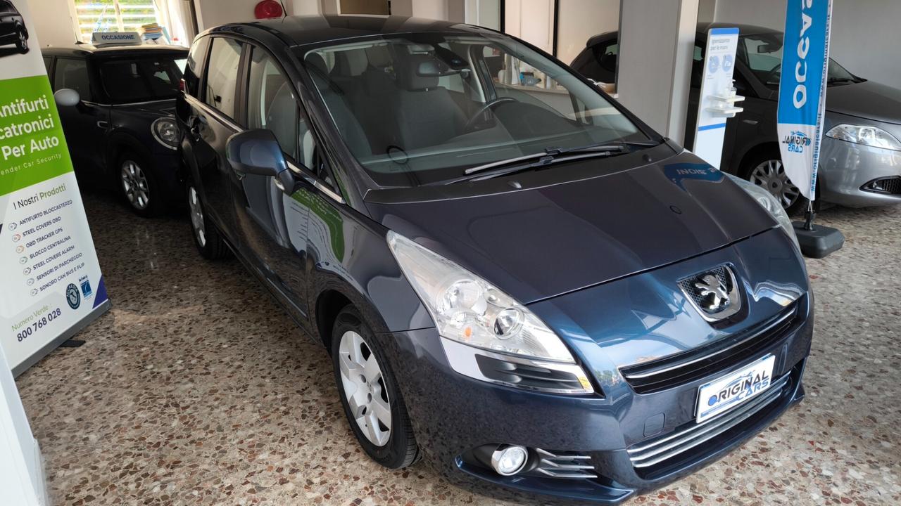 Peugeot 5008 1.6 HDi 112CV Active Mix