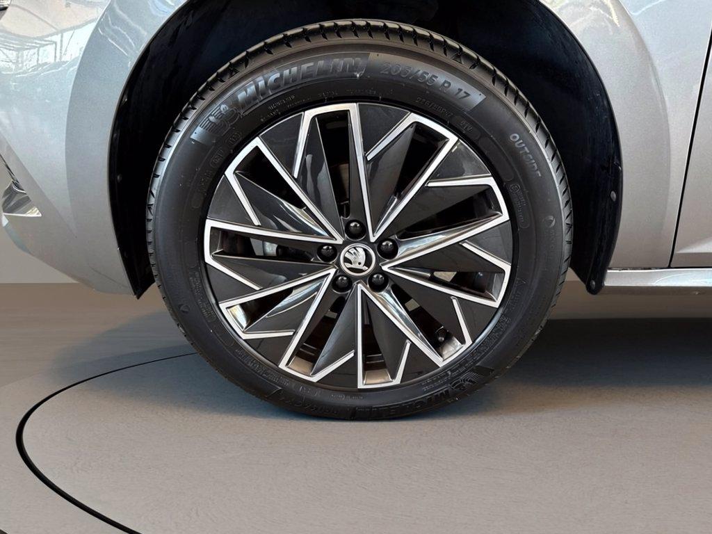 SKODA Kamiq 1.0 tsi black dots 110cv del 2023