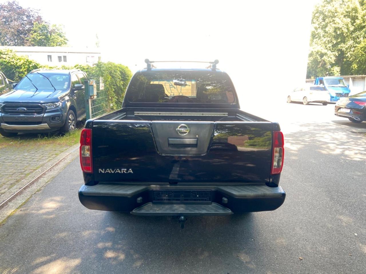 Nissan Navara 2.5 dCi 190CV 4 porte Double Cab XE