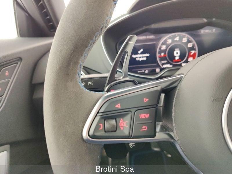 Audi TT 45 TFSI quattro S tronic