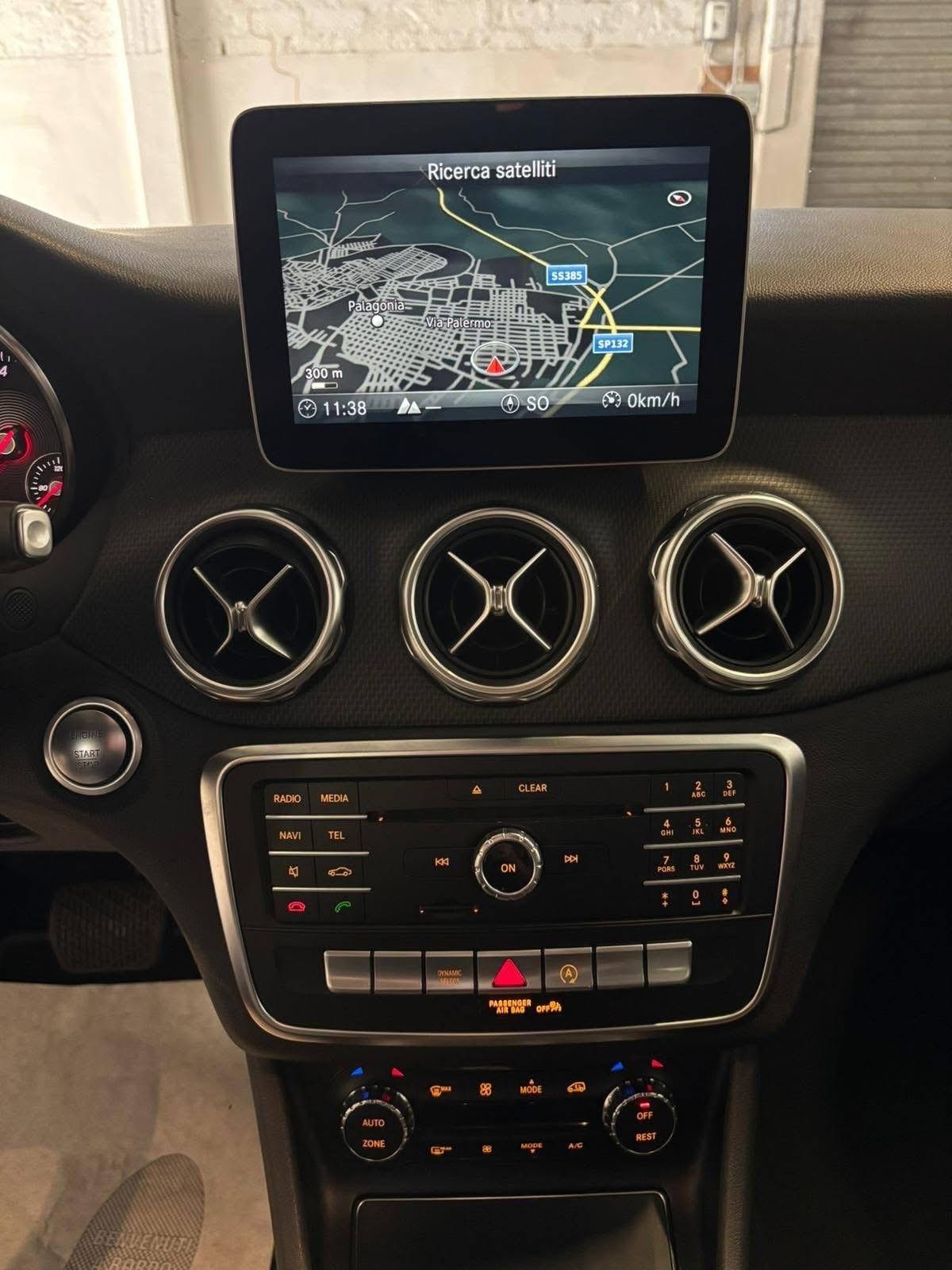 Mercedes-benz GLA 180 d Business