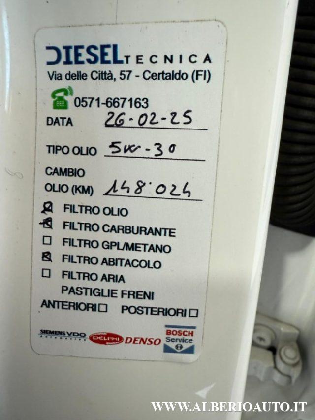 AUDI Q2 30 TDI S tronic Identity Black