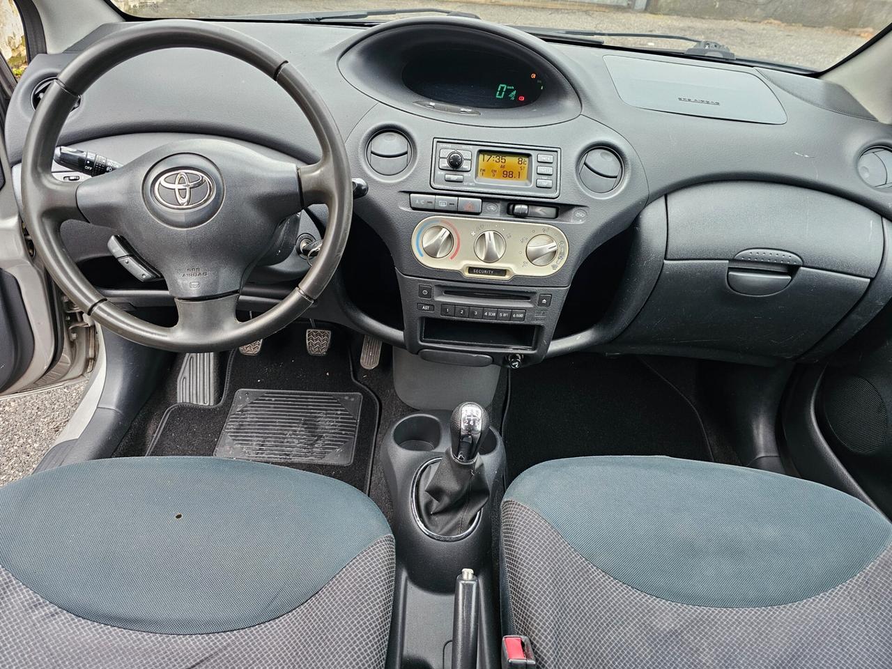 TOYOTA YARIS 1.3 SOL "OK PER NEOPATENTATI"
