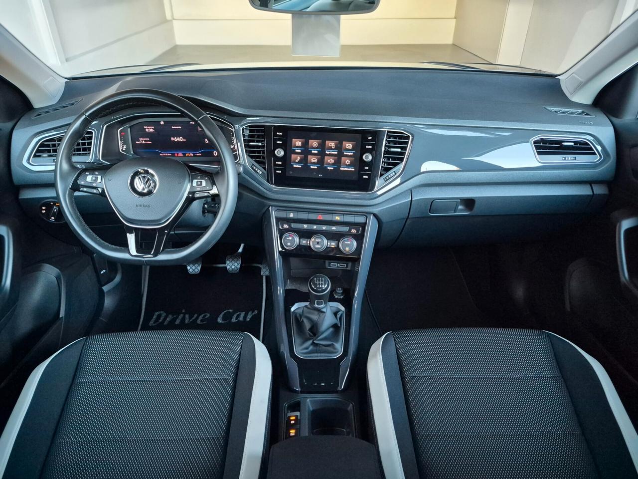 Volkswagen T-Roc 1.6 TDI ADVANCED APPLE CARPLAY+ANDROID AUTO FULL-LED ACC