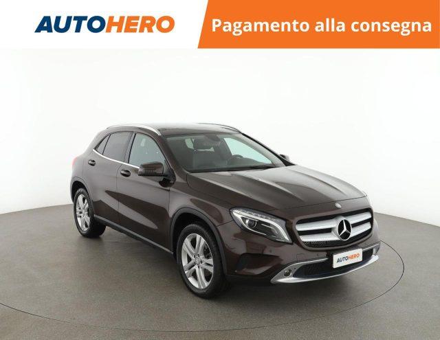 MERCEDES-BENZ GLA 200 d Automatic Sport