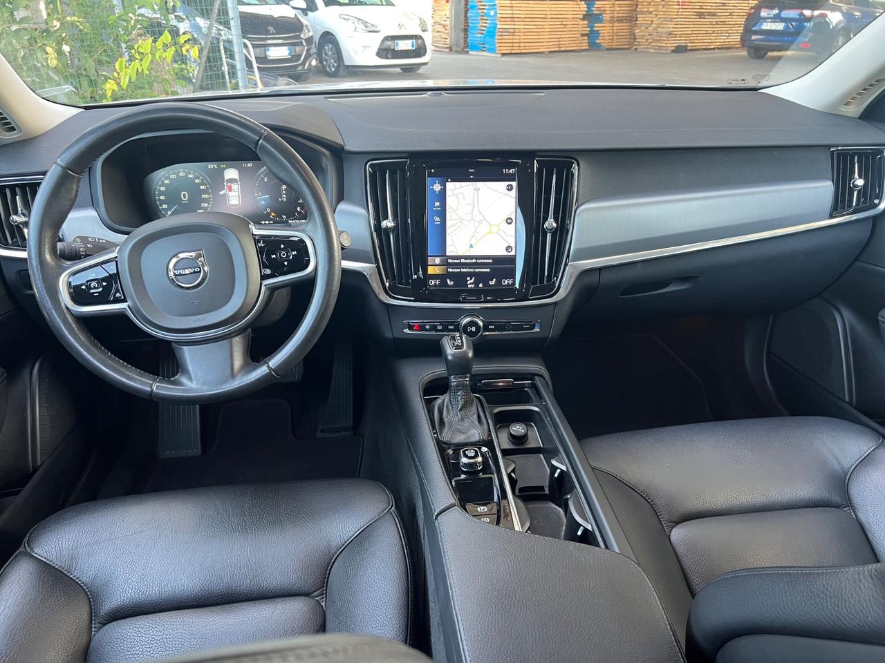 Volvo V90 D3 Momentum FINANZIABILE