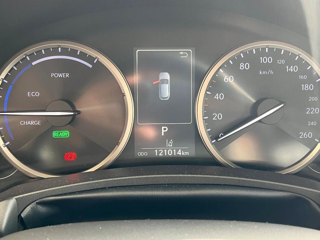 Lexus NX 300h 2.5 Business 4wd cvt