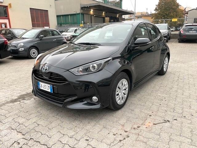 Toyota Yaris 1.5 Hybrid 5 porte Business km 28.000 Prezzo vero!!!!!