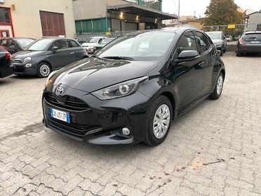 Toyota Yaris 1.5 Hybrid 5 porte Business km 28.000 Prezzo vero!!!!!