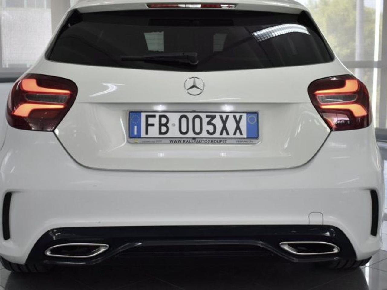 Mercedes-Benz A 200 Premium A 200 D