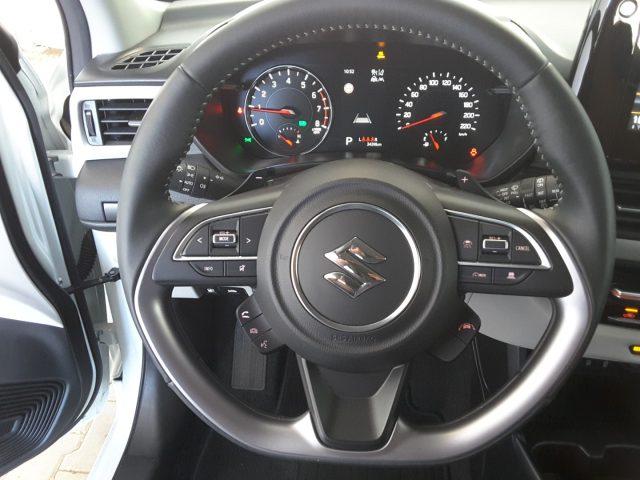 SUZUKI Swift 1.2 Hybrid CVT Top *solo 3.400 Km*