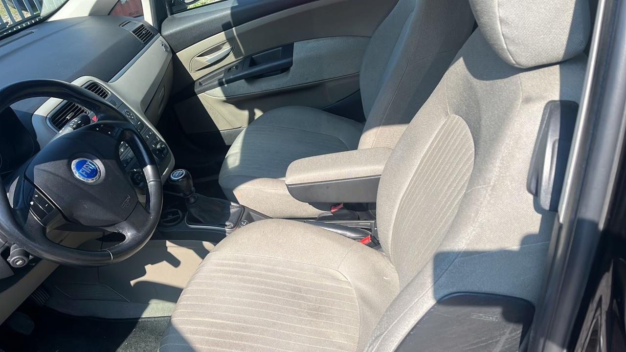 Fiat Grande Punto 1.4 Starjet 16V 3 porte Emotion