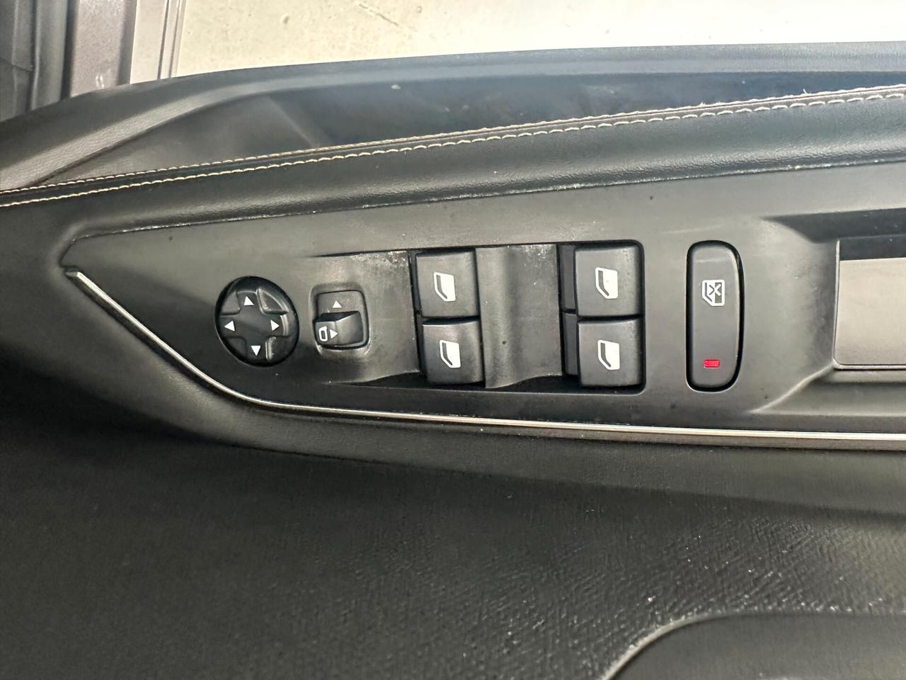 Peugeot 3008 1.5 131cv GT Line-AUTOMATICA-KM CERTIFICATI-PERMUT