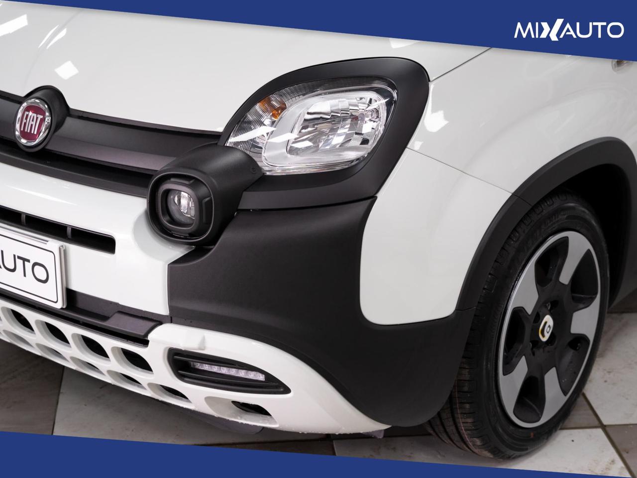 Fiat Panda Pandina Cross 1.0 Firefly Hybrid S&S 70CV