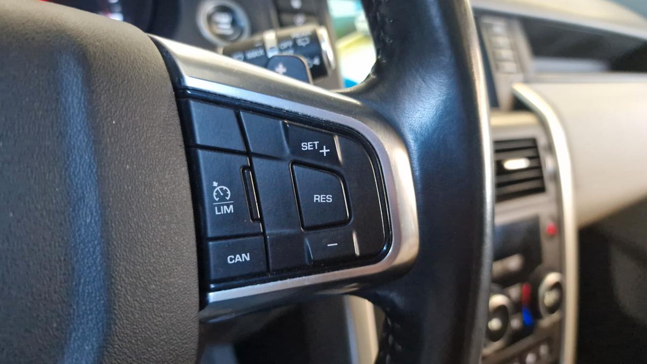 Land Rover Discovery Sport 2.0 TD4 180 CV HSE Luxury