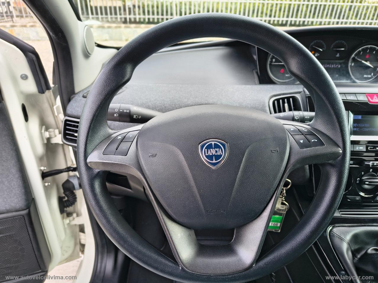 LANCIA Ypsilon 1.2 69 CV 5p. S&S Elefantino Blu