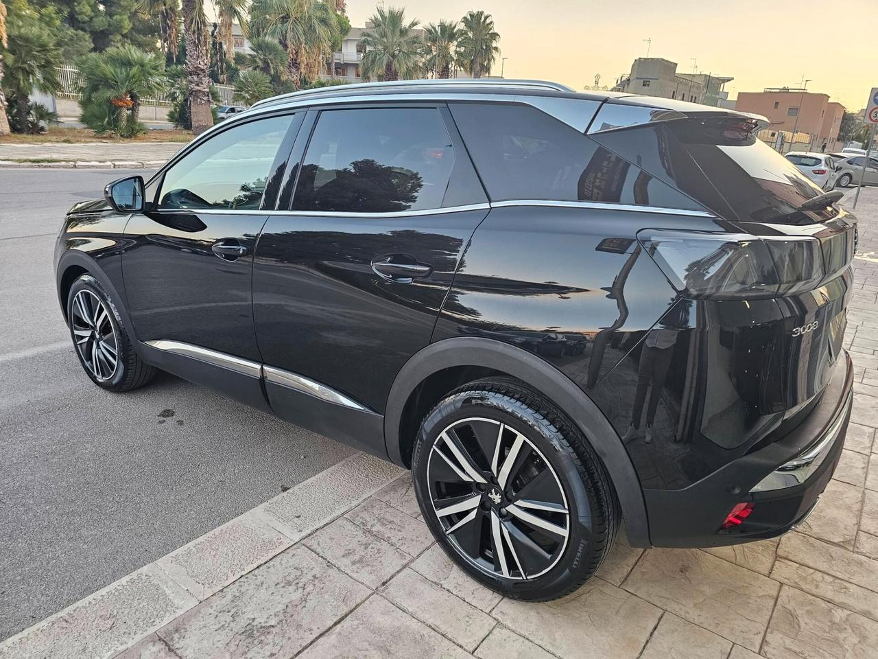 PEUGEOT 3008 1.5 BLUEHDI 131CV EAT8 GT PARK FULL