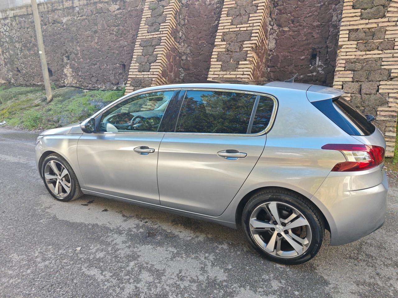Peugeot 308 1.6 e-HDi 115 CV Stop&Start Business
