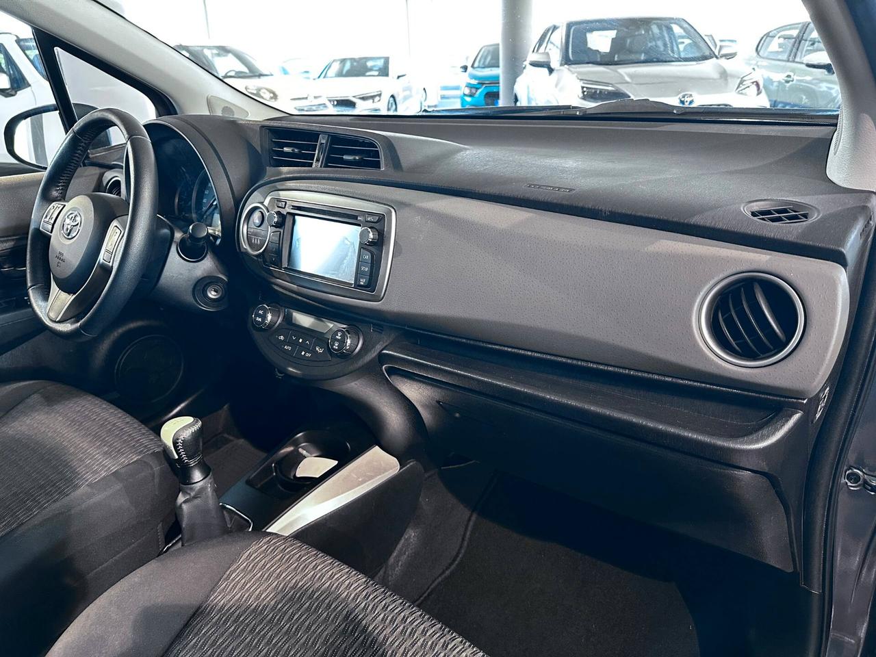 Toyota Yaris 1.0 5 porte Active