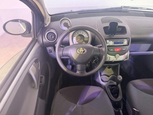 TOYOTA Aygo 1.0 12V VVT-i 5 porte Sol