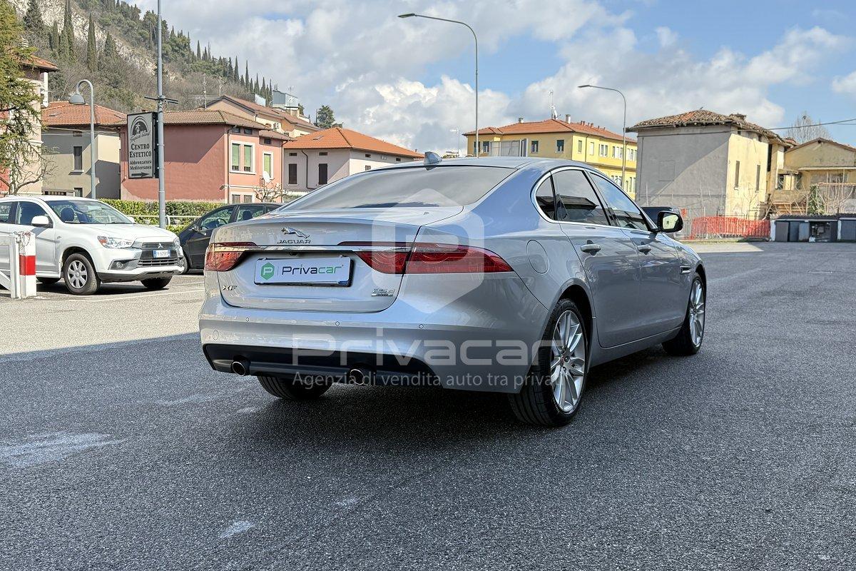 JAGUAR XF 2.0 D 240 CV AWD aut. Prestige