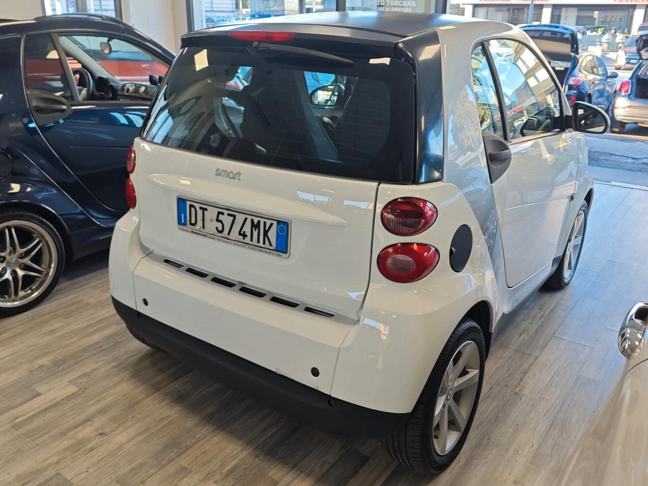 Smart ForTwo 1000 62 kW coupé pulse