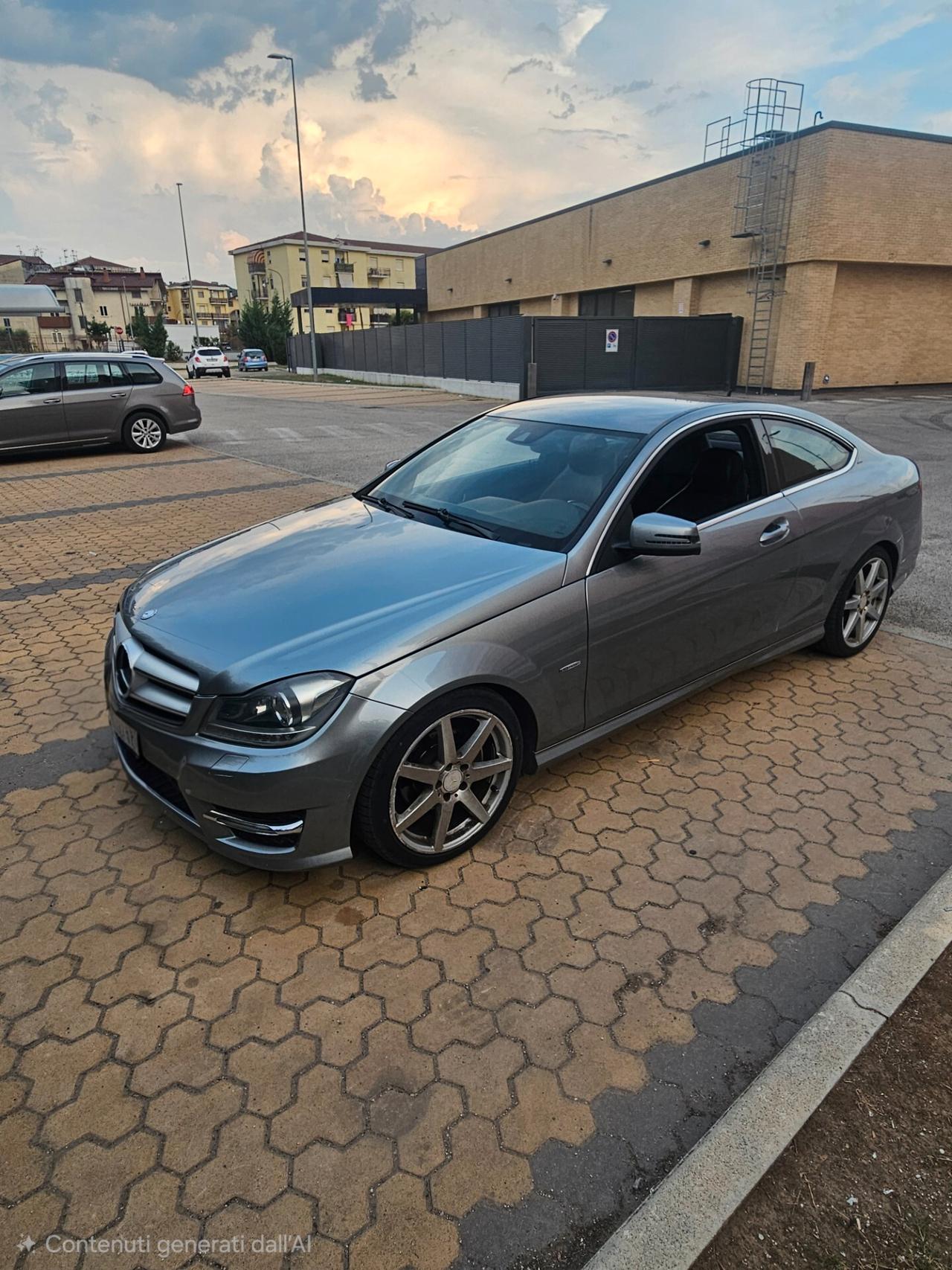 Mercedes-benz C 220 CDI BlueEFFICIENCY Avantgarde