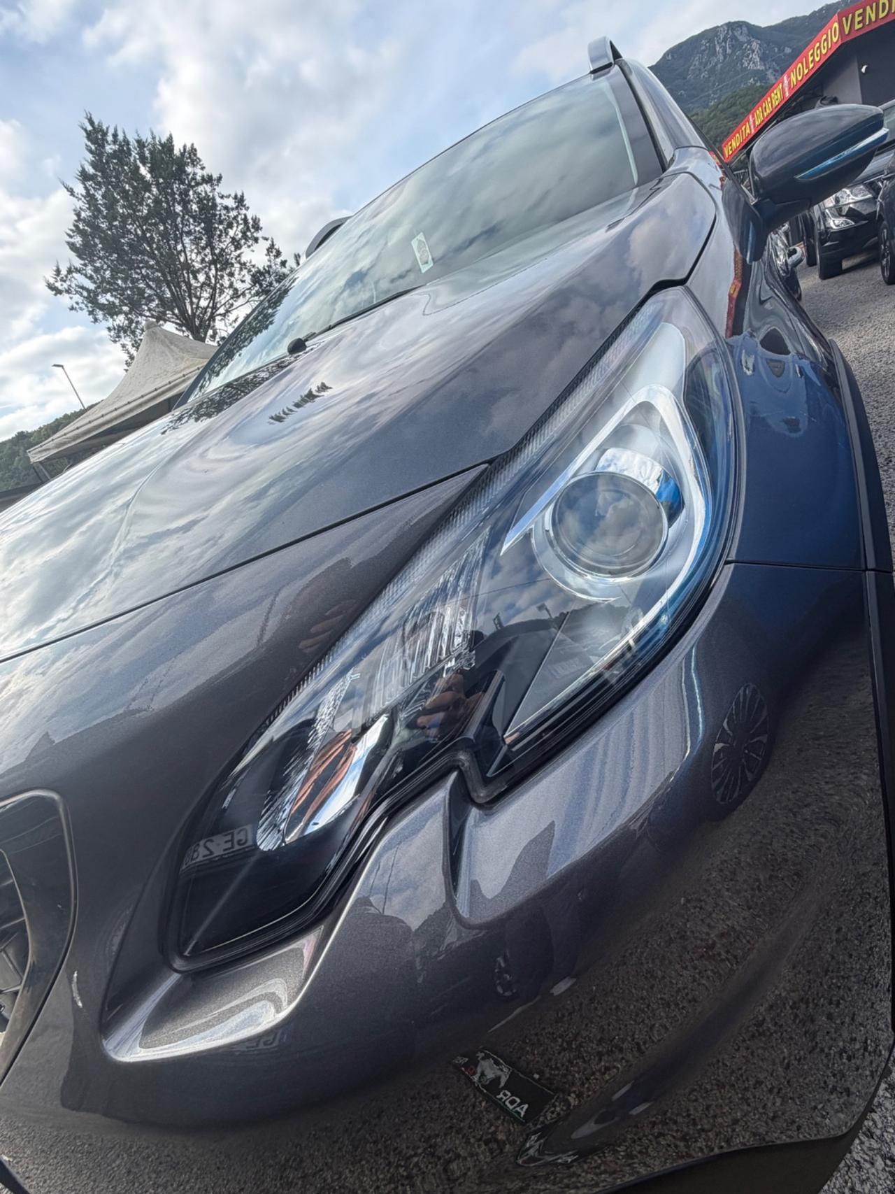Peugeot 2008 BlueHDi 100 Allure