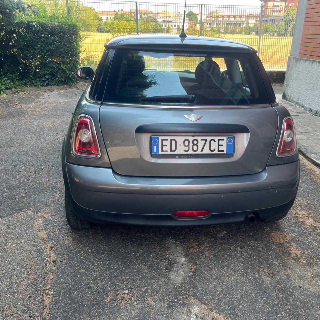 Mini 1.6 16V One (55kW) GPL