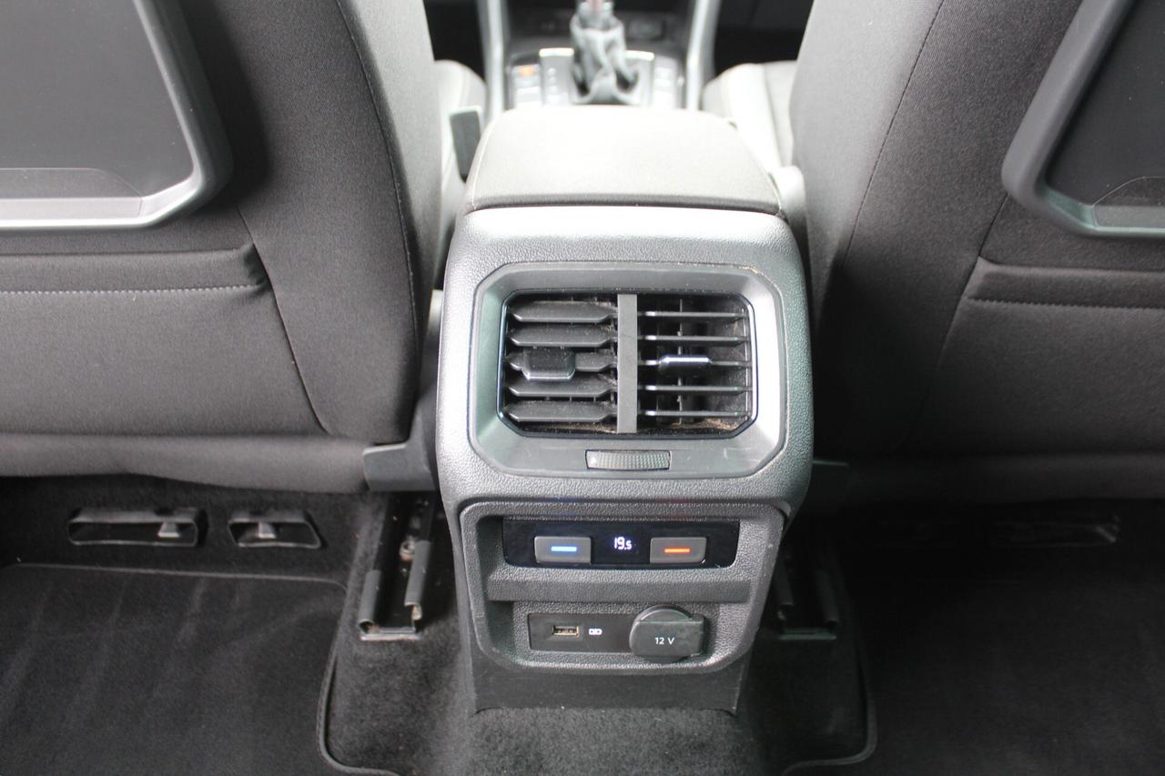 Volkswagen Tiguan 2.0 TDI SCR DSG Business BlueMotion Technology