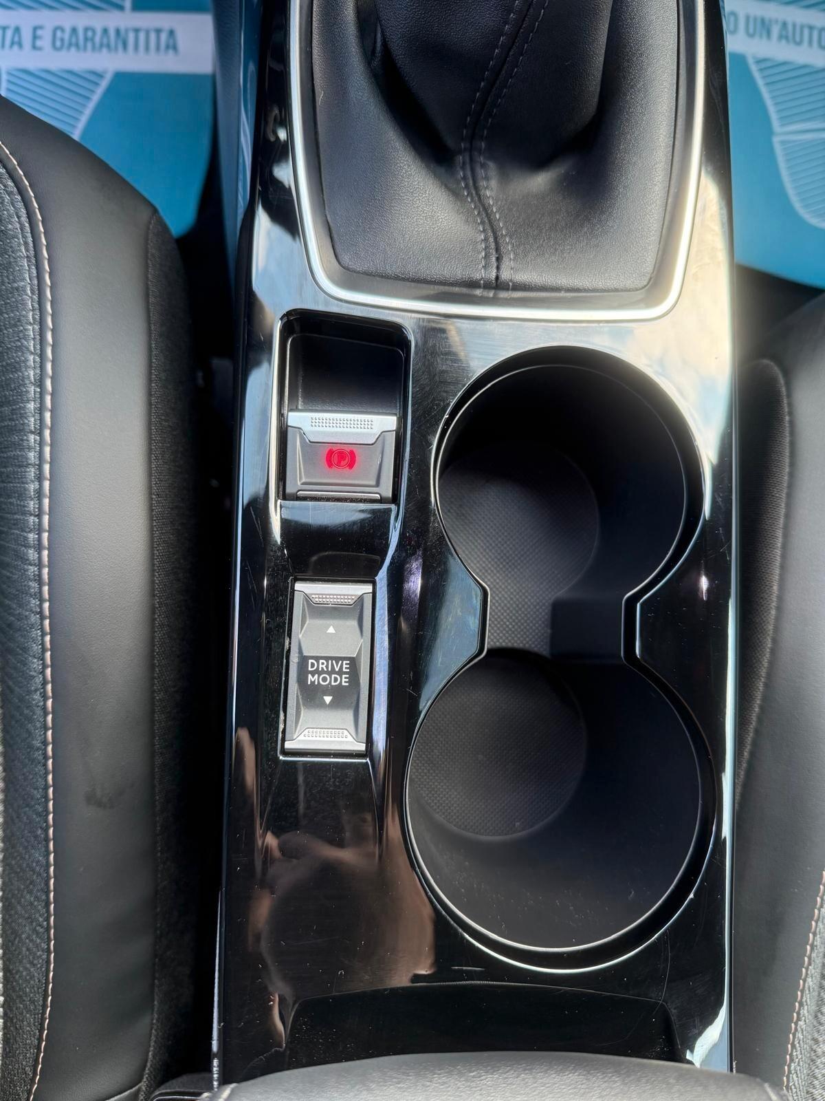 Peugeot 2008 PureTech 100 S&S Allure - ok neopatentati -