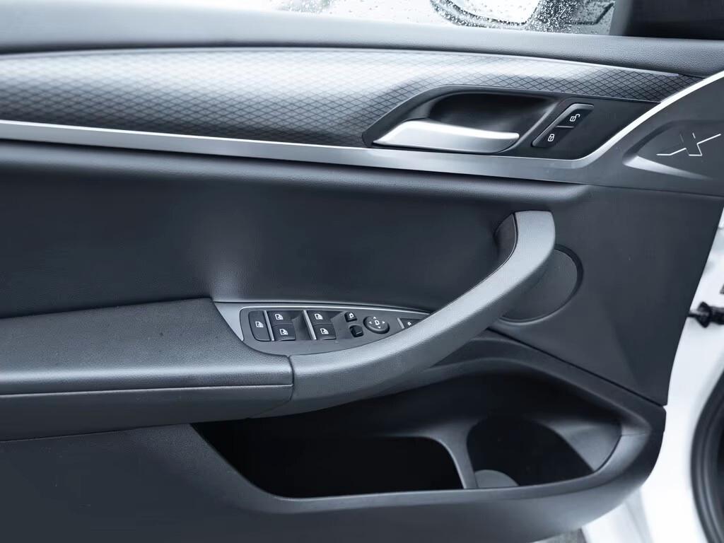 BMW X3 xDrive 20d M-Sport FACEL. LED