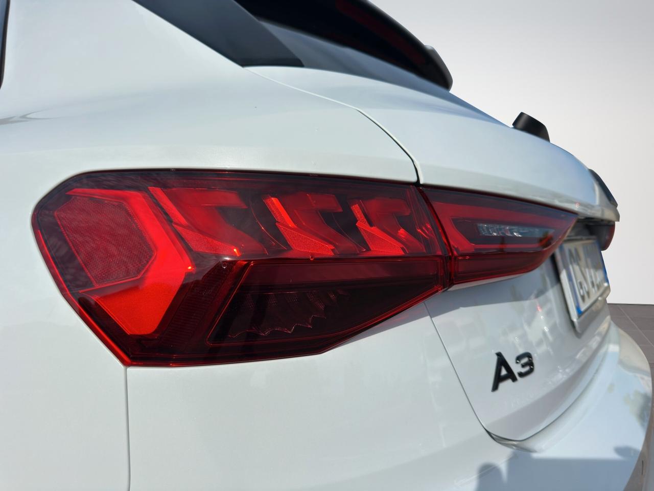 Audi A3 SPB 40 TFSI e S tronic line edition