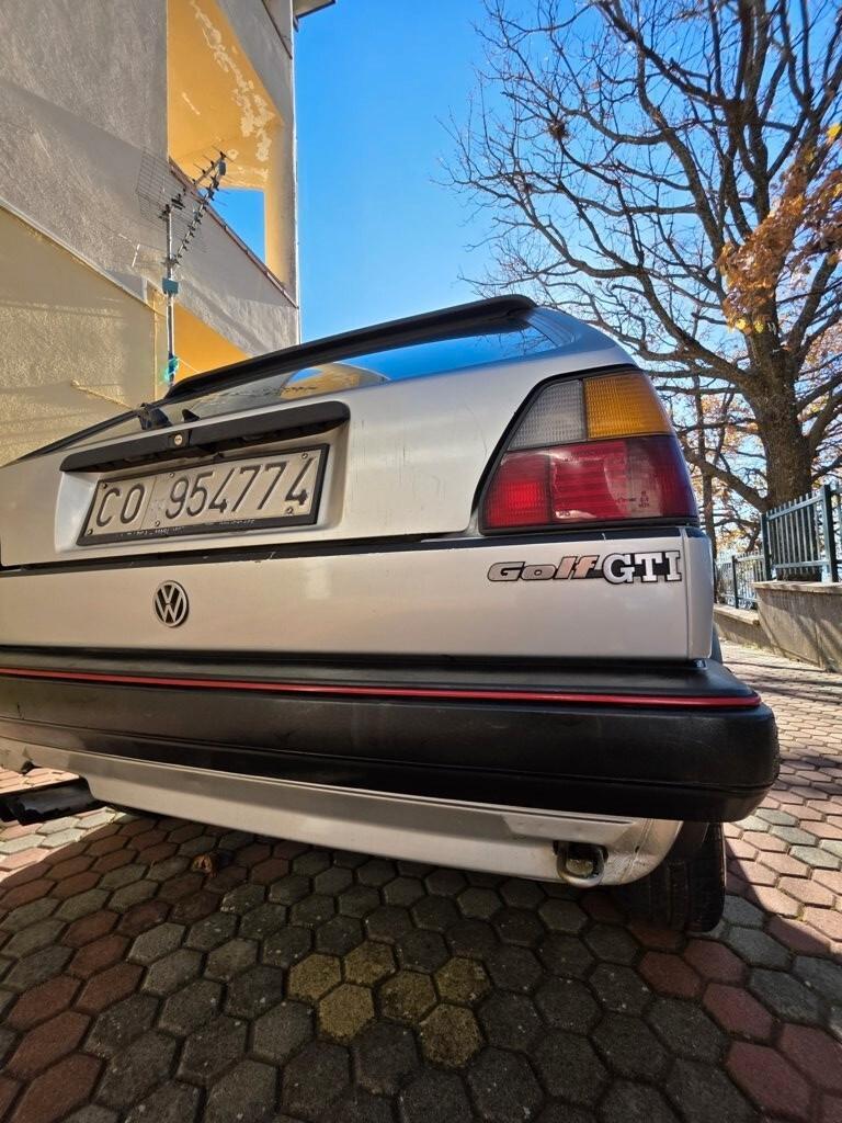 Volkswagen Golf GTI 1800 3 porte